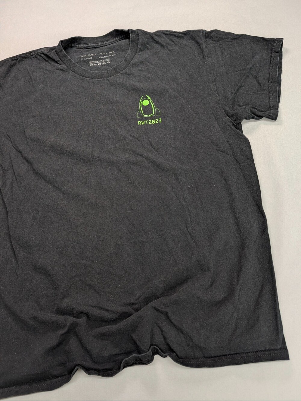 Beyonce Renaissance World Tour Shirt Large Alien Superstar